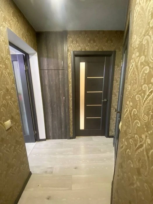 Продам 3к квартиру на ж/м Червоний Камінь в Дніпрі.