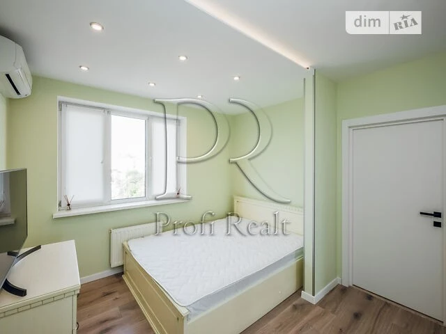 Продаж 3к квартири 119.8 кв. м на вул. Автозаводська 29А • I