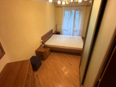 Apartment. Дніprovska naborozhna st.