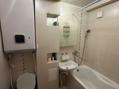 Apartment. Дніprovska naborozhna st.