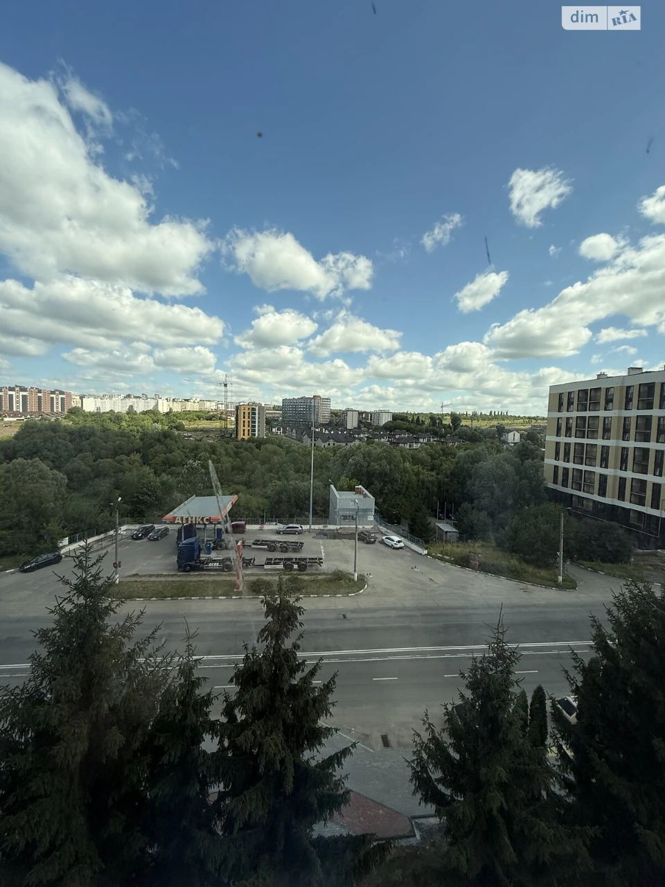 Продаж Квартира Виставка