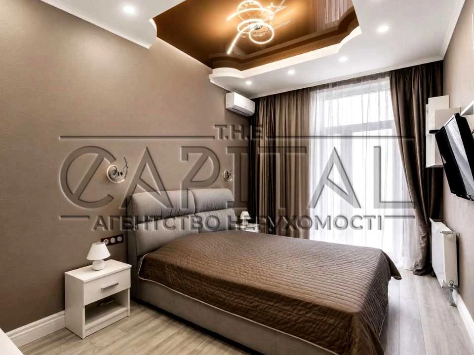 Apartment. Kyiv, Saperne Pole st.
