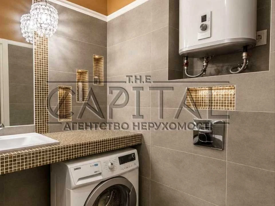 Apartment. Kyiv, Saperne Pole st.