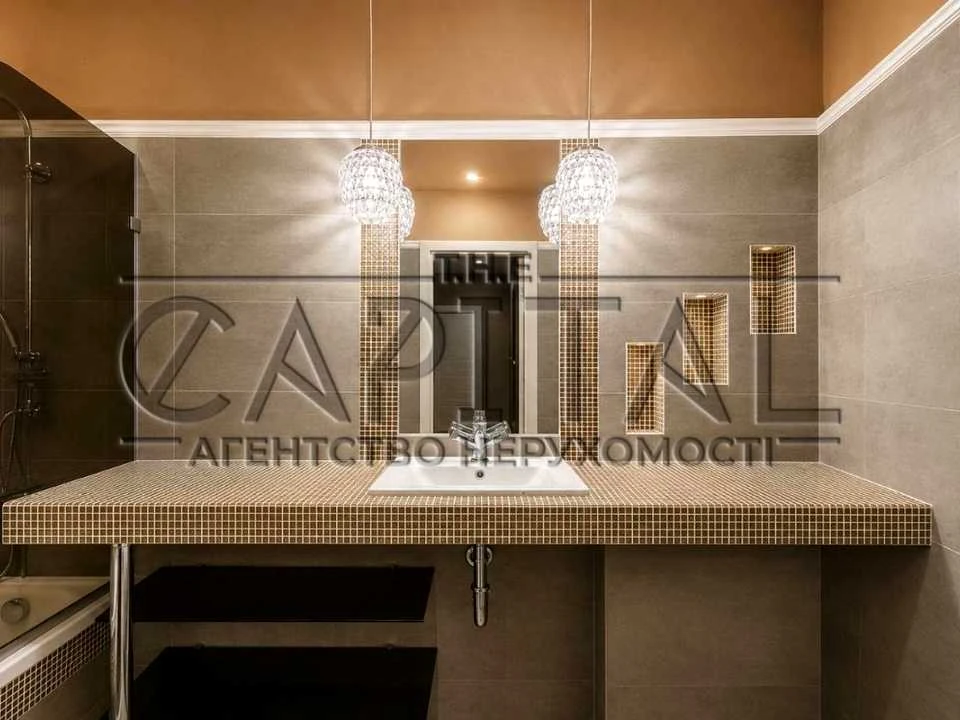 Apartment. Kyiv, Saperne Pole st.