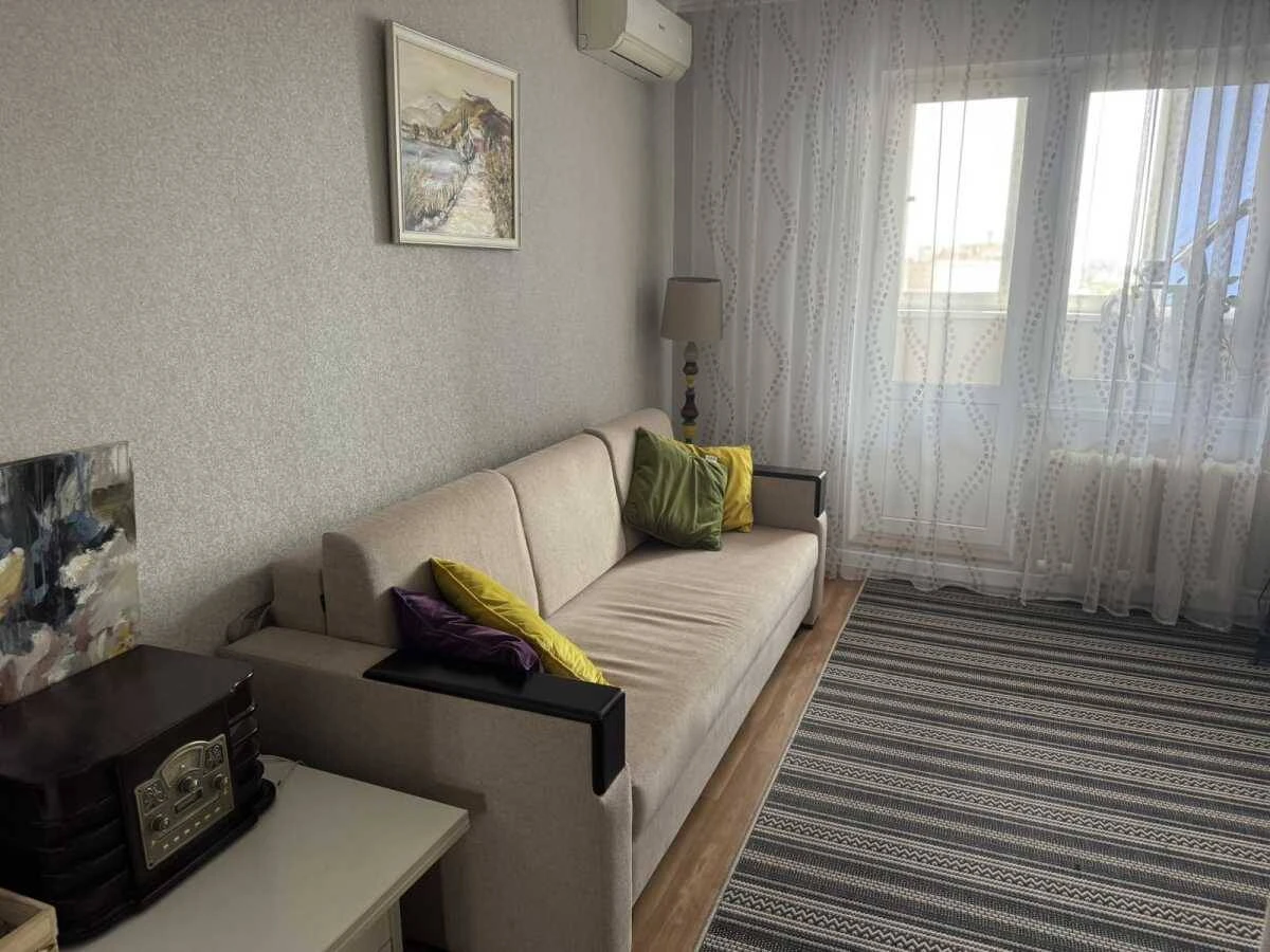 For Rent Long-Term 3-Room Apartment, Kyiv, Dniprovsky, Kharkiv