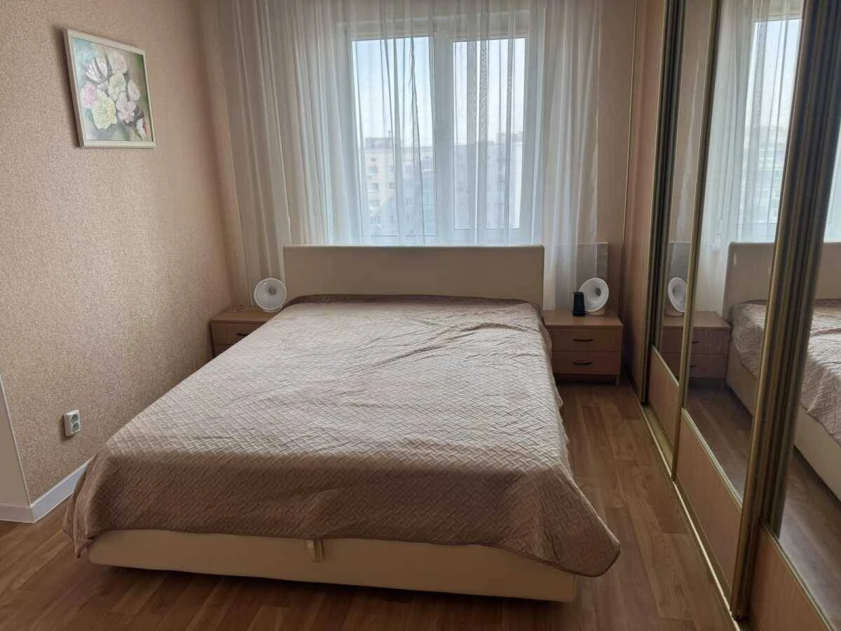 For Rent Long-Term 3-Room Apartment, Kyiv, Dniprovsky, Kharkiv