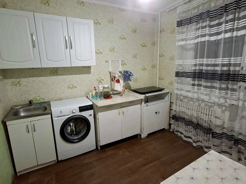 Apartment. Дніpro, residential area Тополя-3
