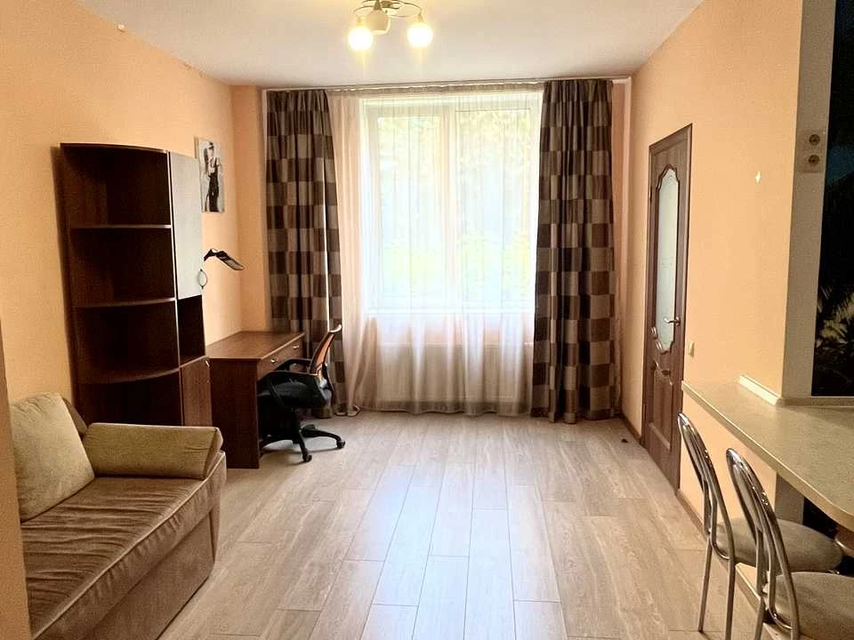 Квартира. Київ, Регенераторна вул.