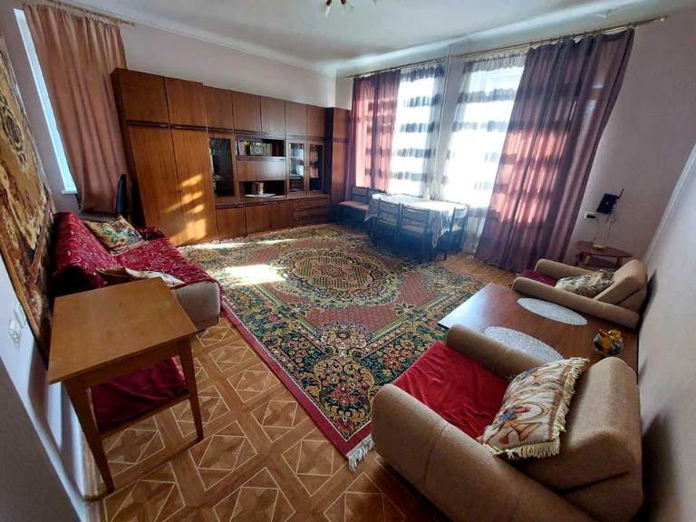 Квартира. Харків, Миру ул.