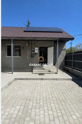 Квартира з земельною ділянкою — біля пляжу «Золотий берег»