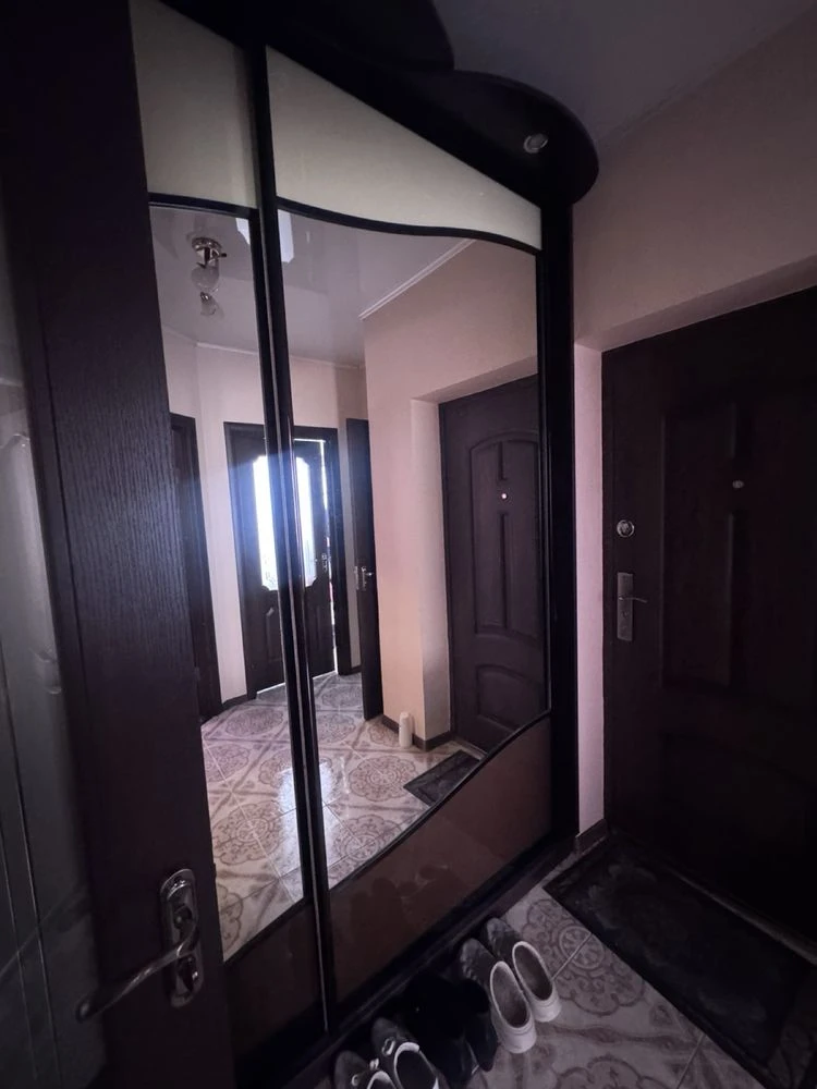 For sale: 1-bedroom apartment in a new building