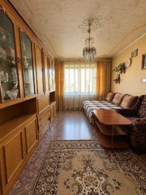 Продаж 3 кімнатної квартири на Половках