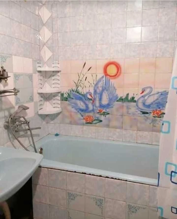 Продаж 3 кімнатної квартири на Половках