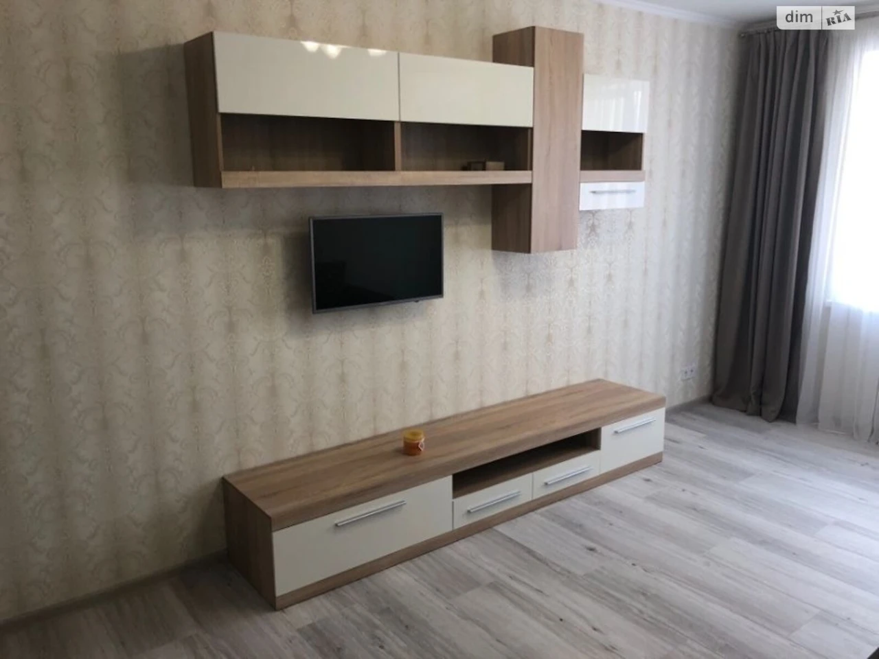 Довгострокова Аренда Квартиры в Мостицком Массиве