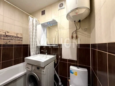 Квартира. Київ, Миколи Шепелєва вул.