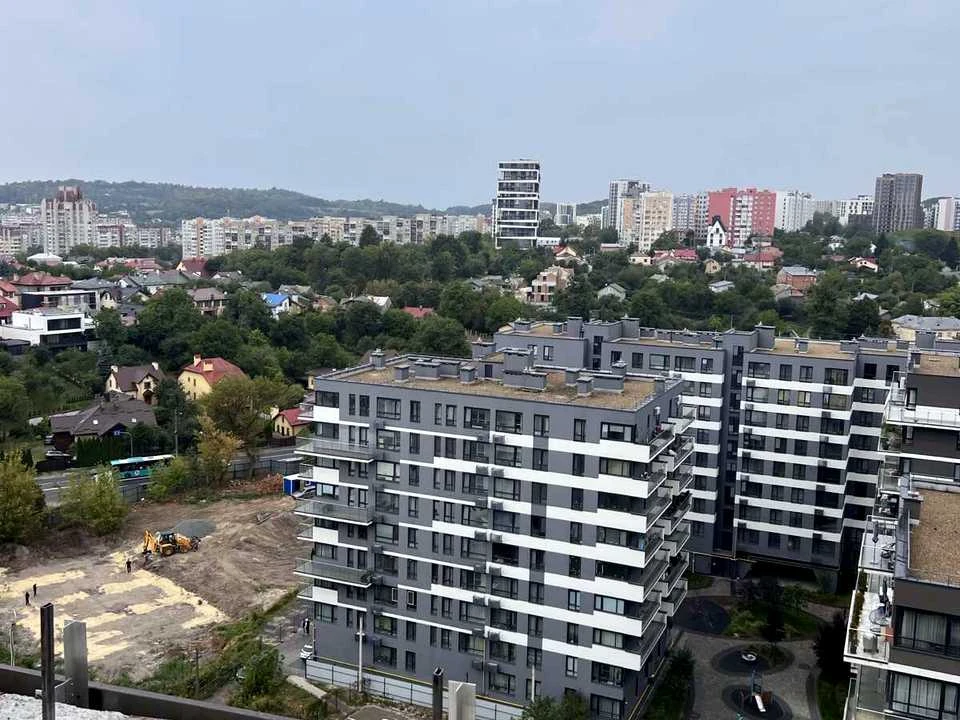 Apartment. Topolna Street, Lviv