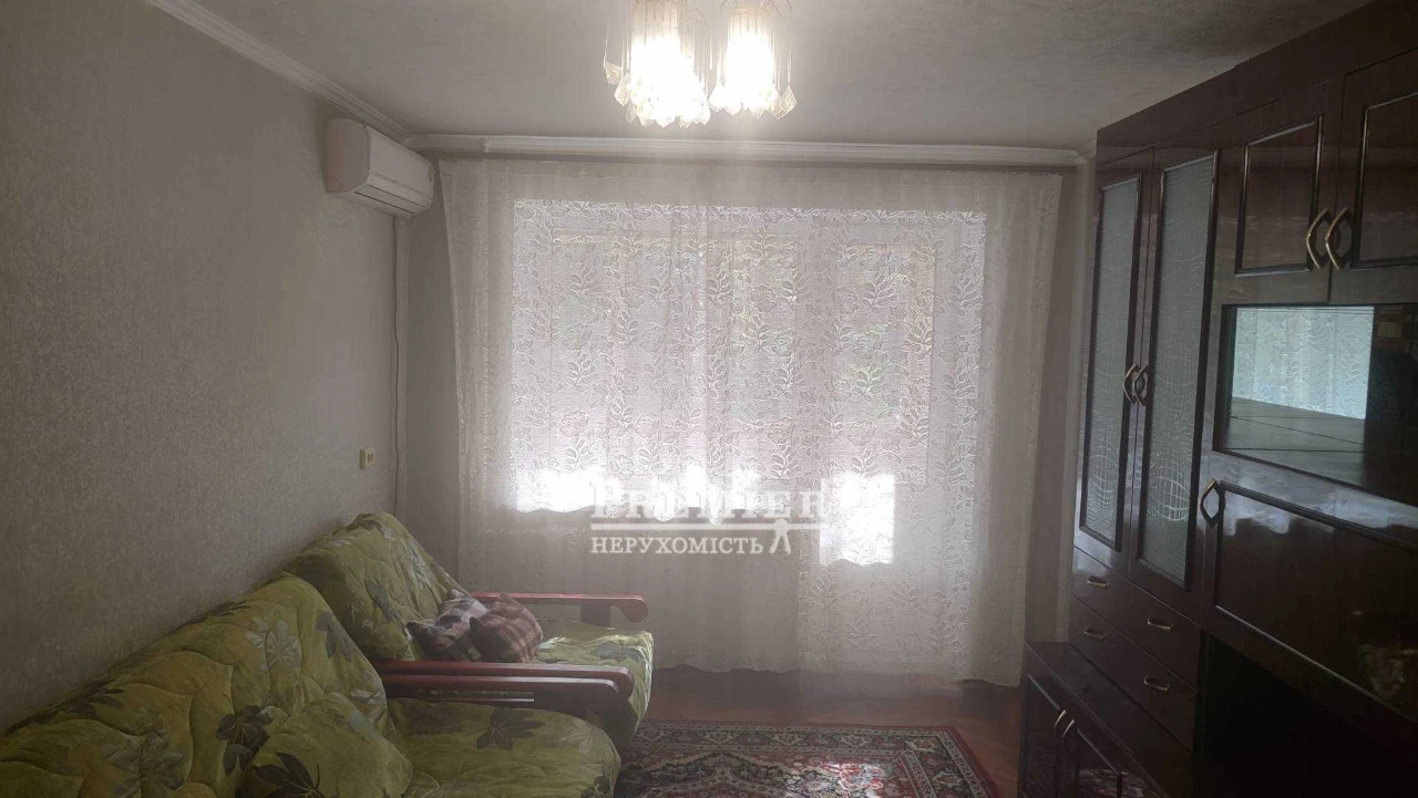 Продается трехкомнатная квартира