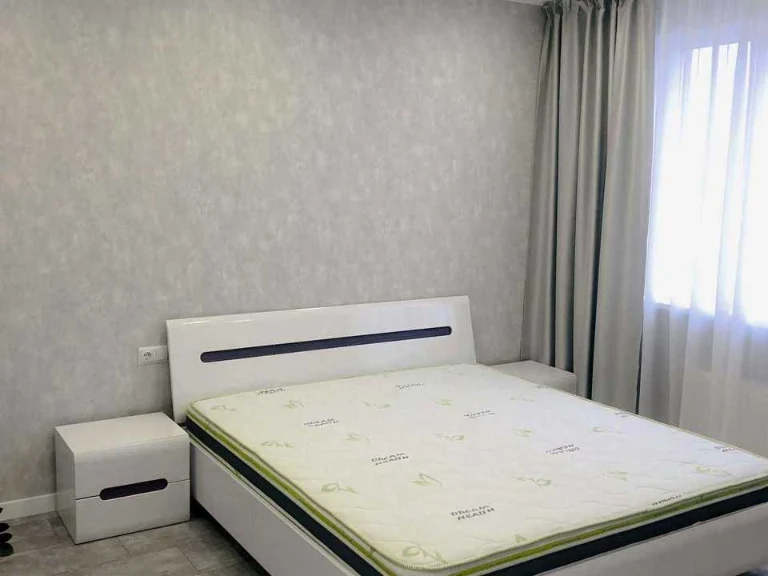 Apartment. Obolon Street, Kyiv