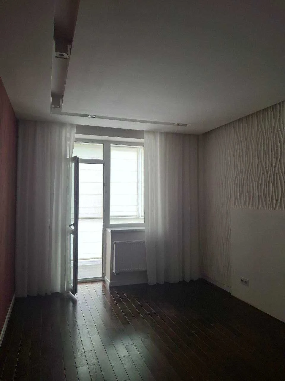 Sale of a 3-room apartment in a new building, 3rd floor