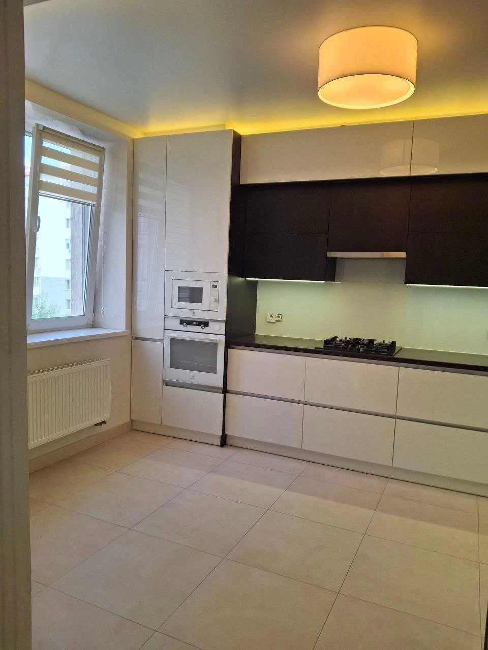 Sale of a 3-room apartment in a new building, 3rd floor