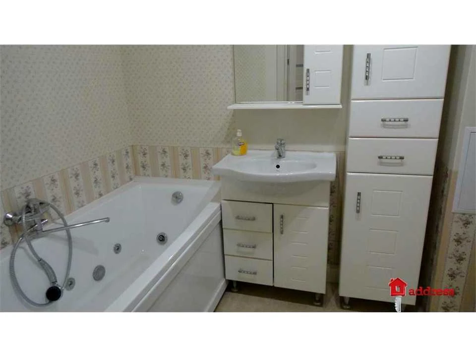Apartment. Koncha-Zaspin Street, Kyiv