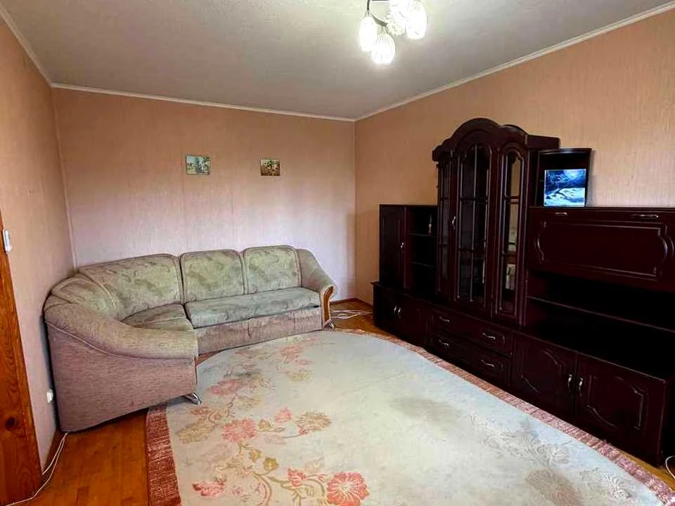 Apartment. Stadionna St, Kyiv