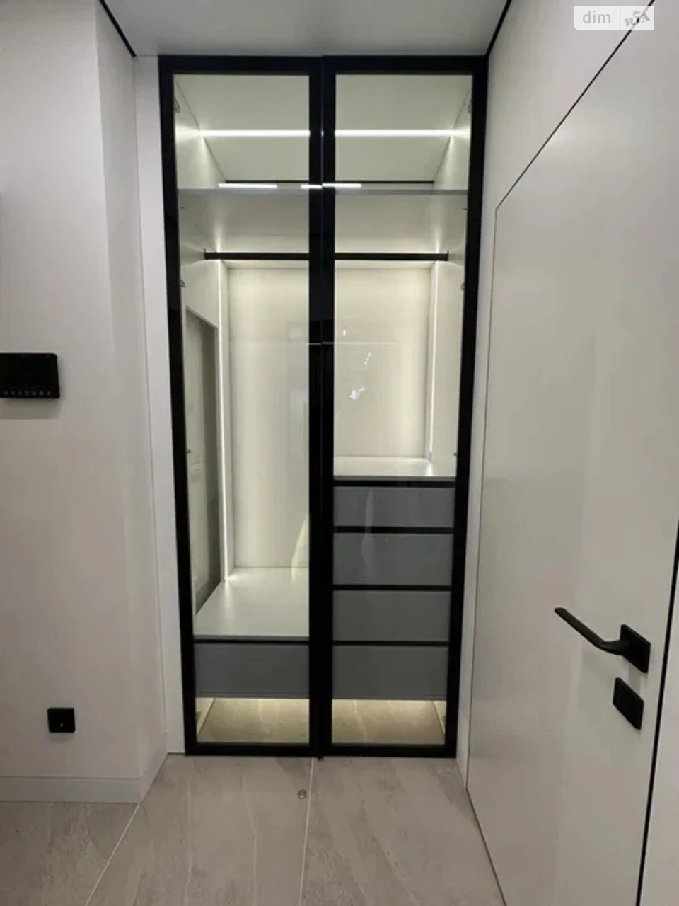 Apartment for Sale - Holosiiv