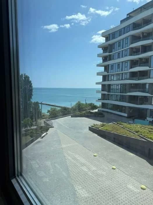 Spacious 2-bedroom apartment in Costa Fontana residential complex. New building.