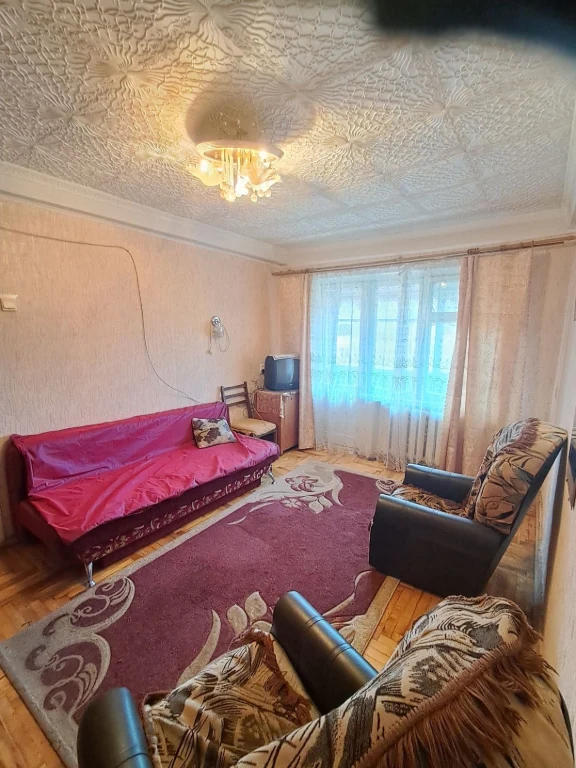Sale of a 3-room apartment on Radiator Street