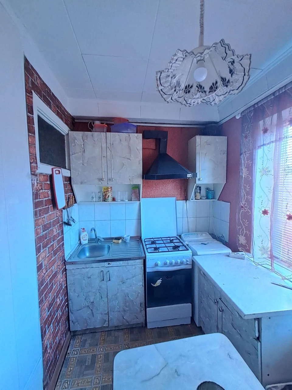 Продаж 3-кімнатної квартири по вул. Радіаторній