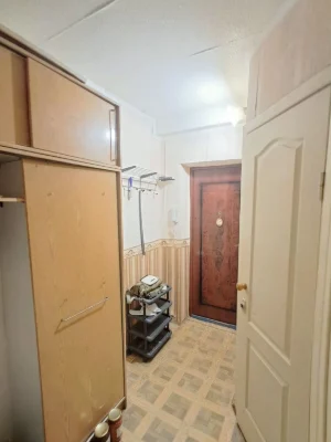 Продаж 3-кімнатної квартири по вул. Радіаторній
