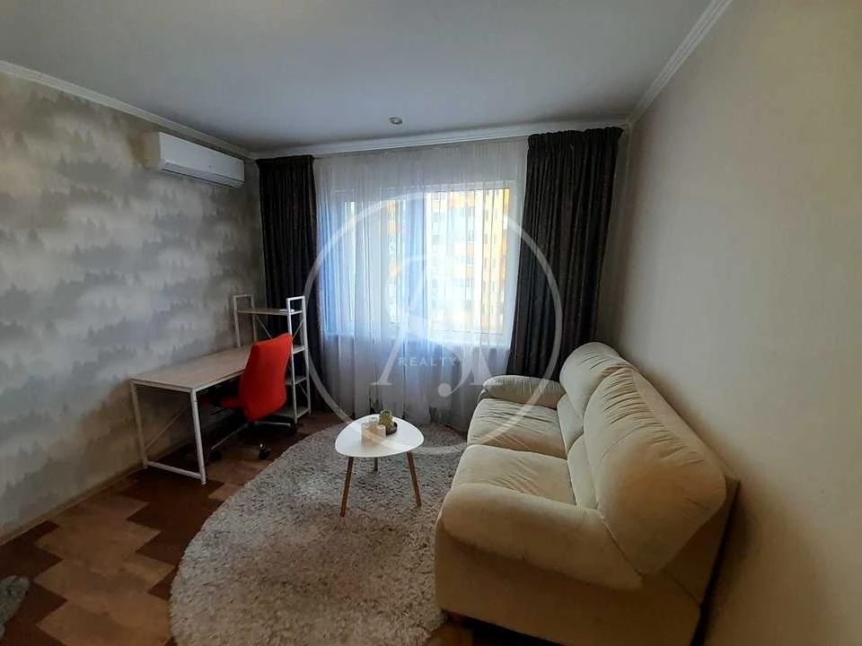 Apartment. Julia Zdanovskaya st., Kyiv