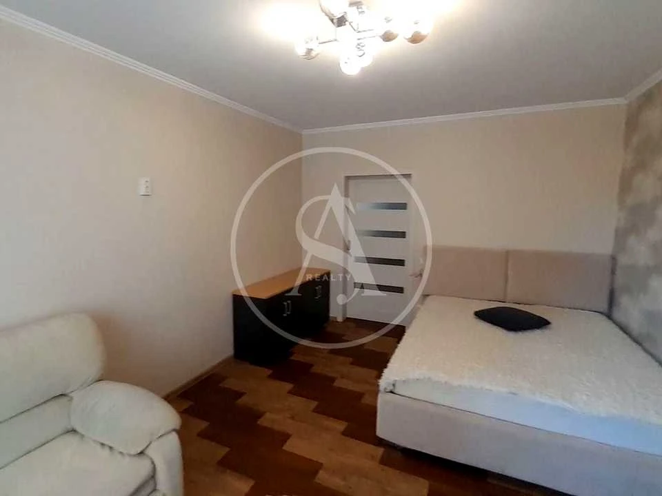 Apartment. Julia Zdanovskaya st., Kyiv