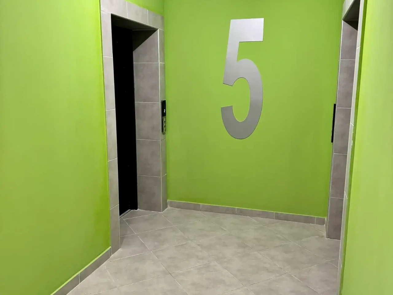Продаж квартири 1-кімн. 35 м² 5/12 пов.