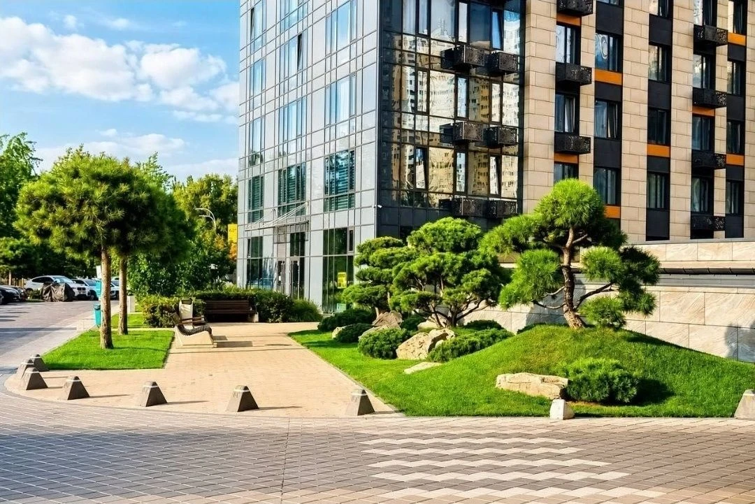 Sale of a 1-room apartment in the "Metropolis" residential complex (Building 3.3) without % -