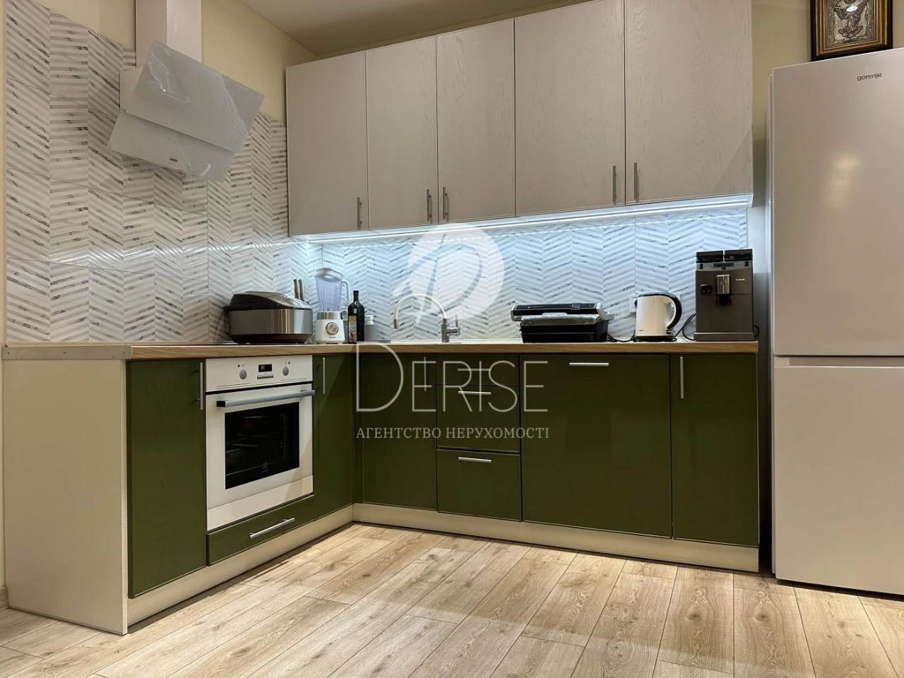 #15622 Sale of 2-room apartment near the metro with renovation, Veлика Street