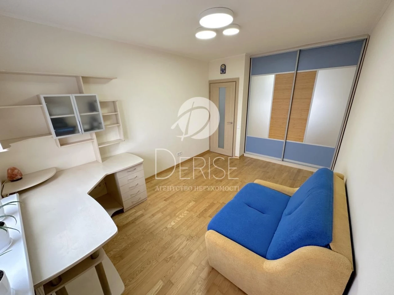 #15622 Sale of 2-room apartment near the metro with renovation, Veлика Street
