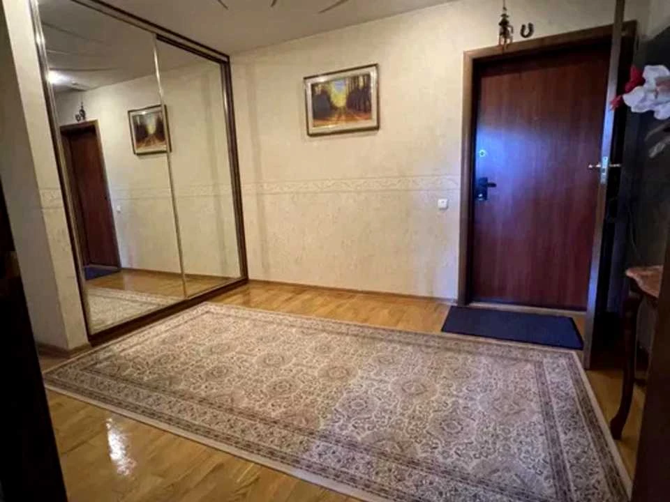 Квартира. Київ, Івана Пулюя вул.