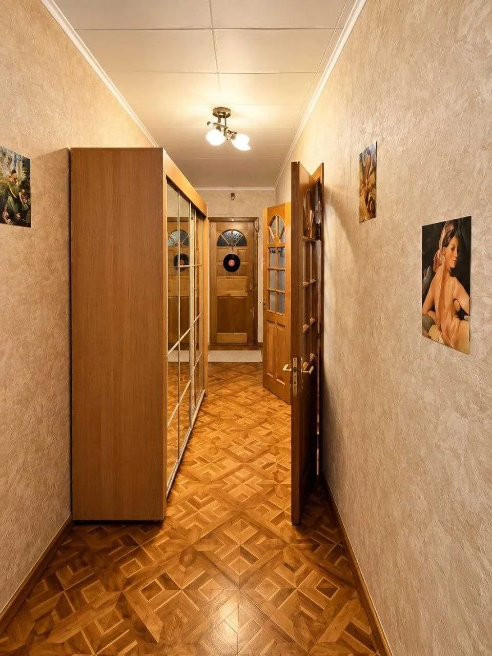 For Sale: 3-Bedroom Apartment in Fontan with Gas in a Brick Building