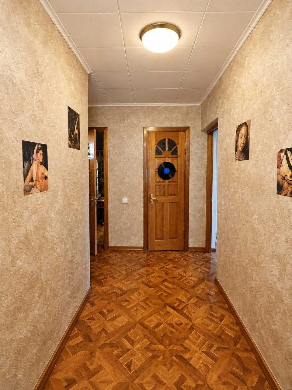 For Sale: 3-Bedroom Apartment in Fontan with Gas in a Brick Building