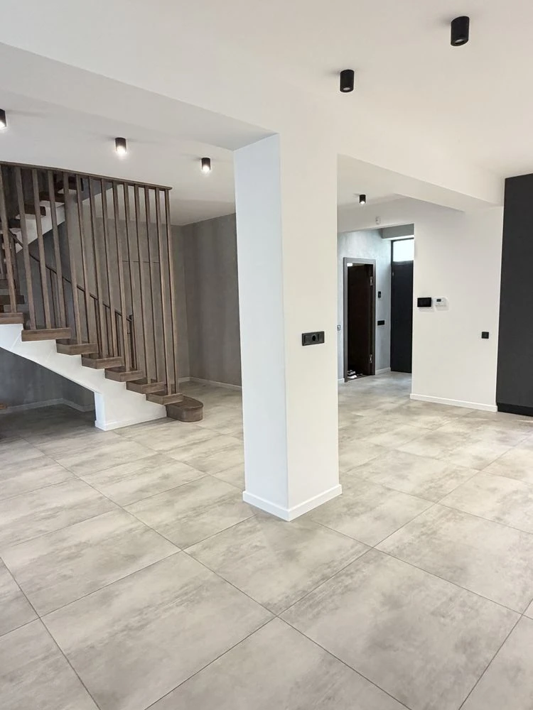 Sale of Gasified House with Renovation