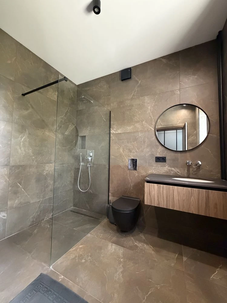 Sale of Gasified House with Renovation