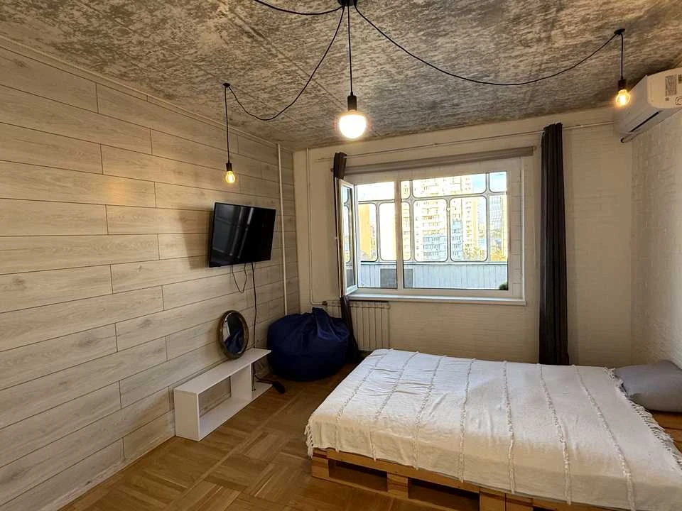 Квартира. Микола Бажана проспект, Киев.