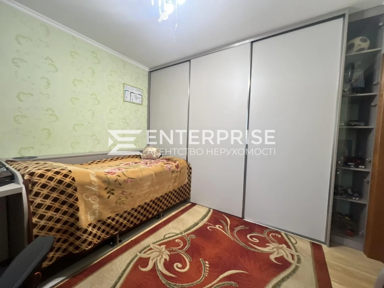 Sale. 3-room apartment, Vatslava Havel Street, Solomyansky district