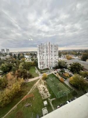 Sale. 3-room apartment, Vatslava Havel Street, Solomyansky district