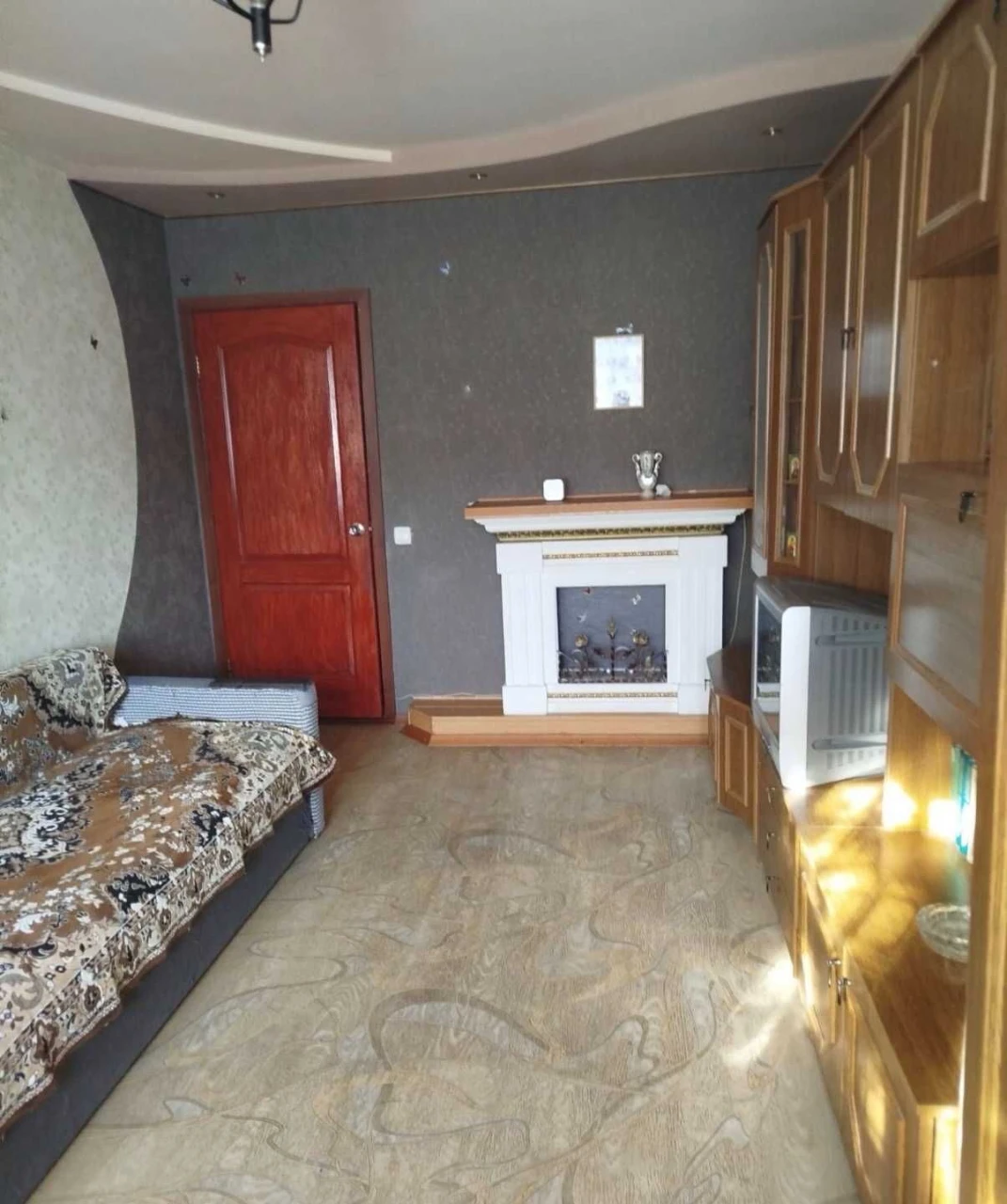 Продається 1-кімнатна квартира, біля метро "Армійська", вулиця Бригади Хартія