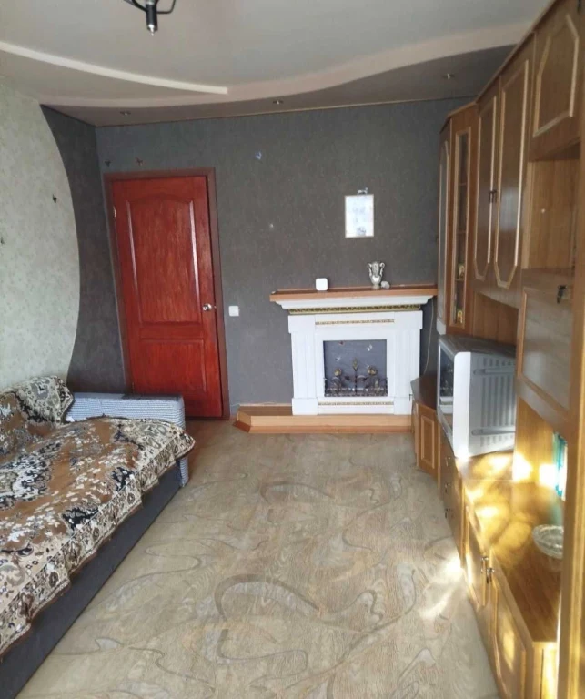 Продається 1-кімнатна квартира, біля метро "Армійська", вулиця Бригади Хартія
