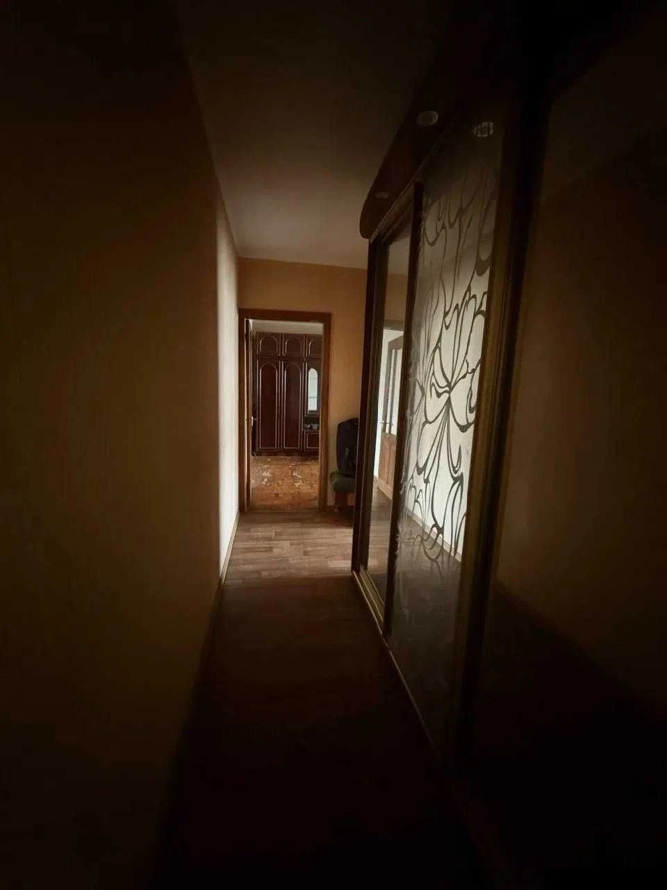 Sale of a 2-room apartment on the 3rd floor of a 9-story building.