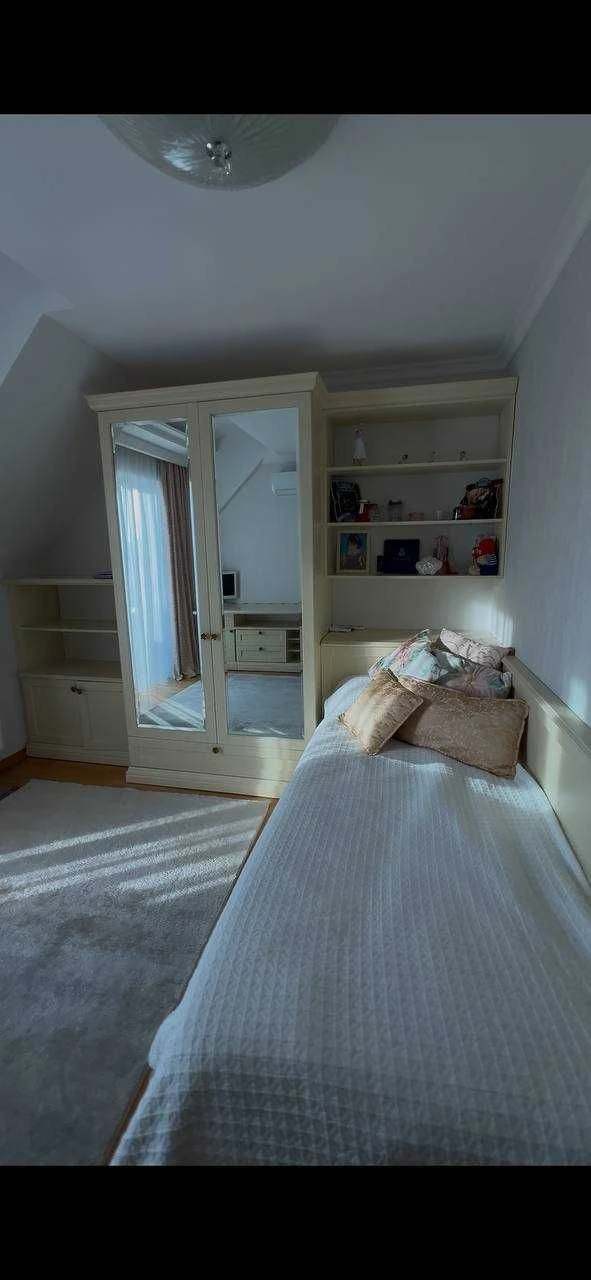 Котедж площею 170 м² Львів, Сихів