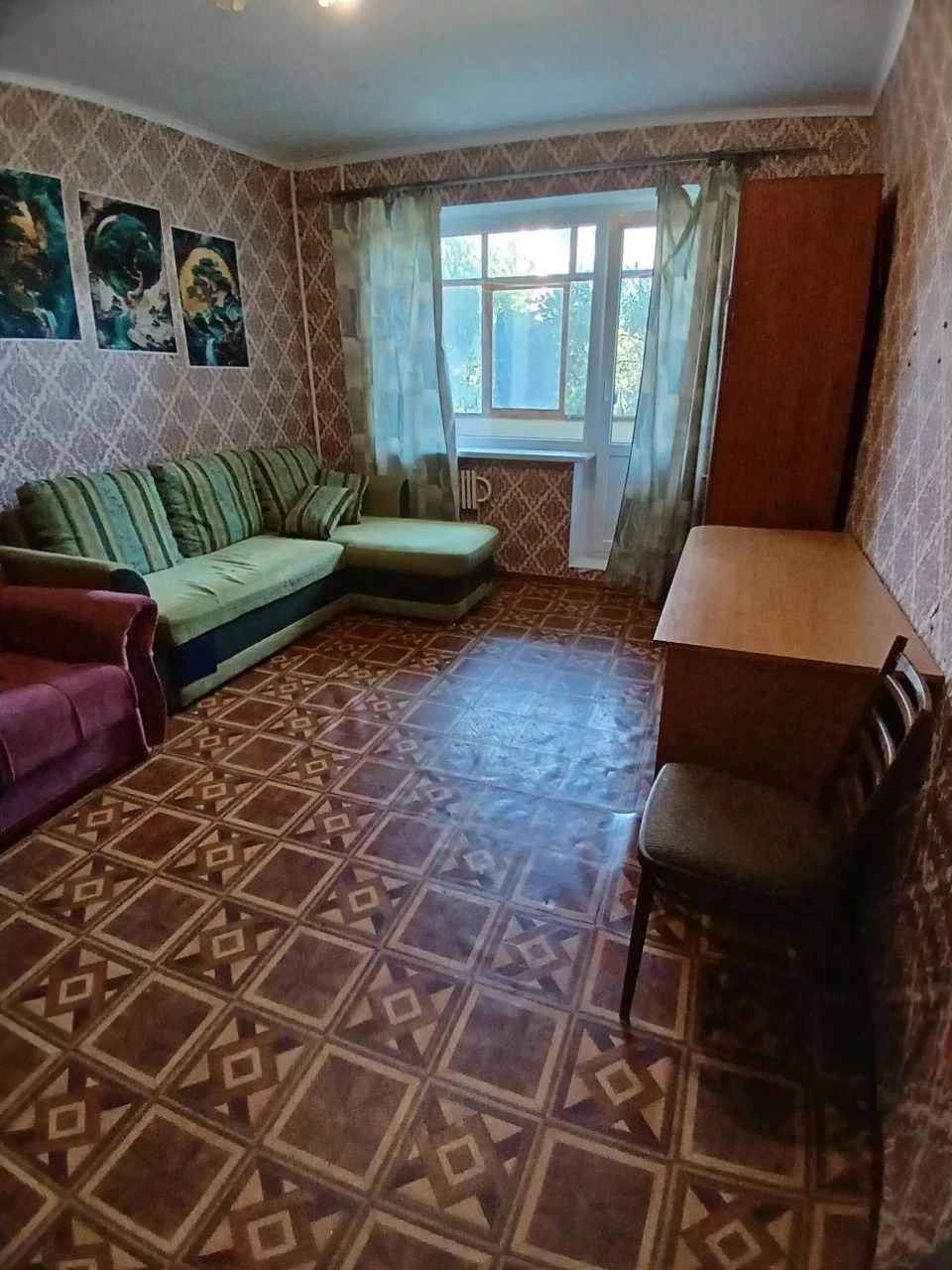 For Sale: 1-bedroom apartment on the 2nd and 10th floors of a house. 14000